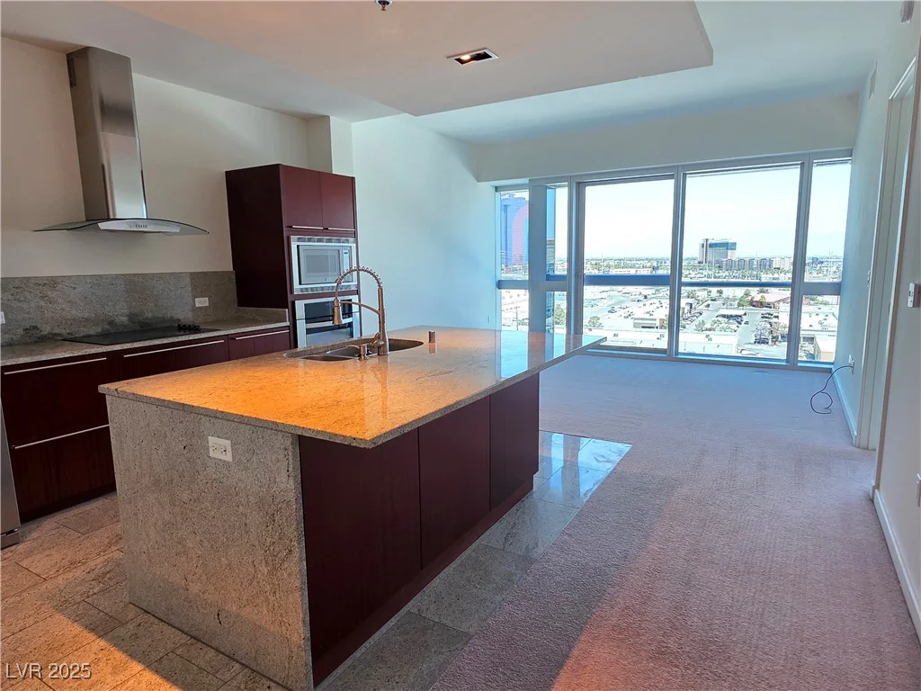 4471 Dean Martin, Las Vegas, NV 89103