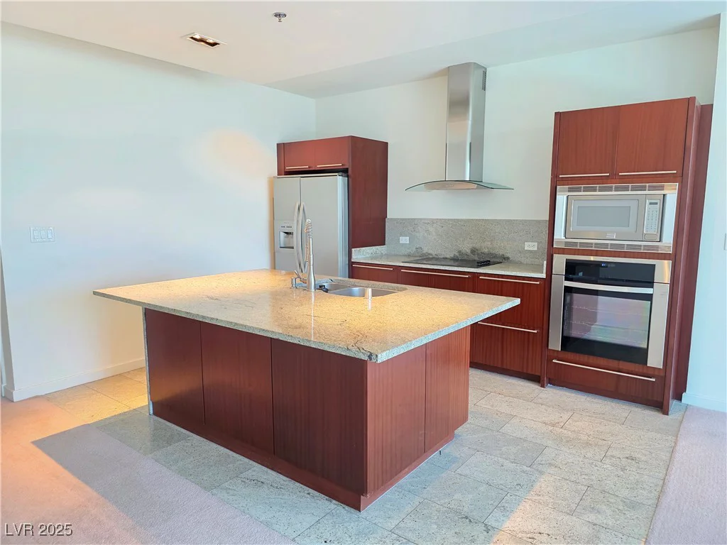4471 Dean Martin, Las Vegas, NV 89103