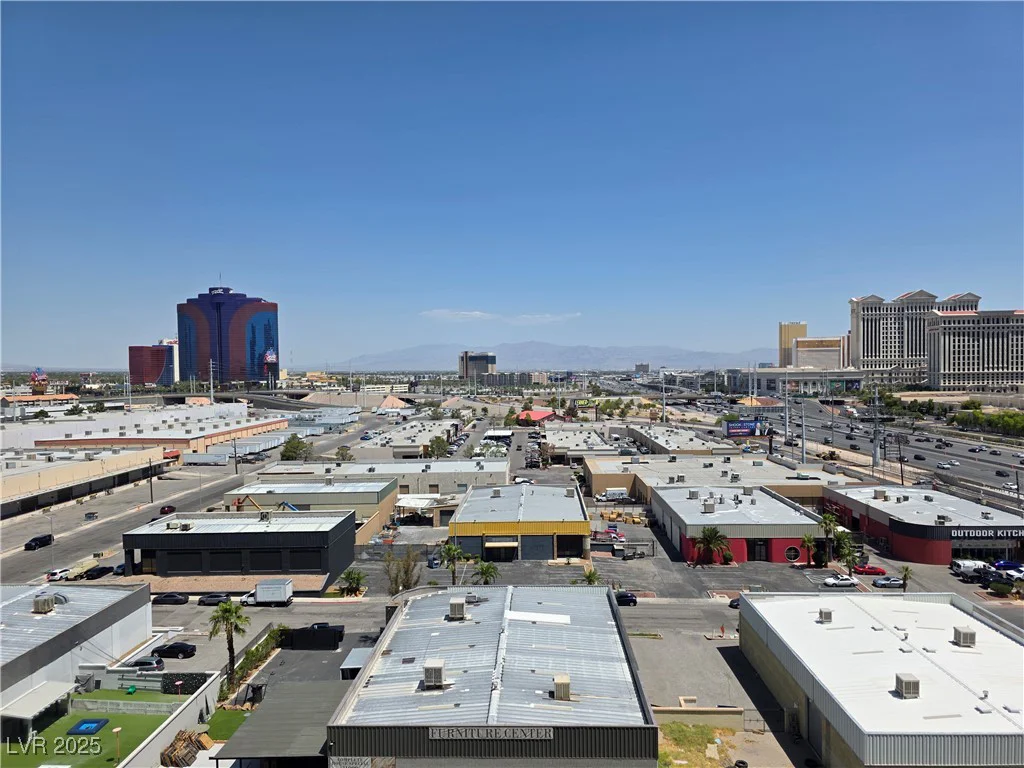 4471 Dean Martin, Las Vegas, NV 89103