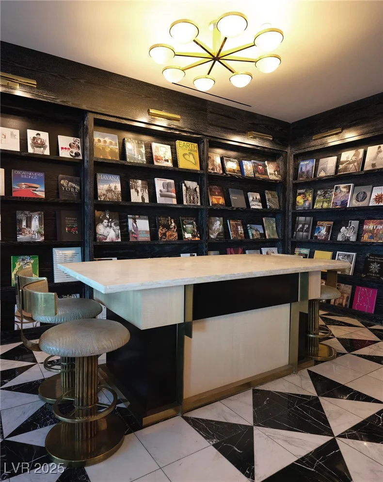 4471 Dean Martin, Las Vegas, NV 89103