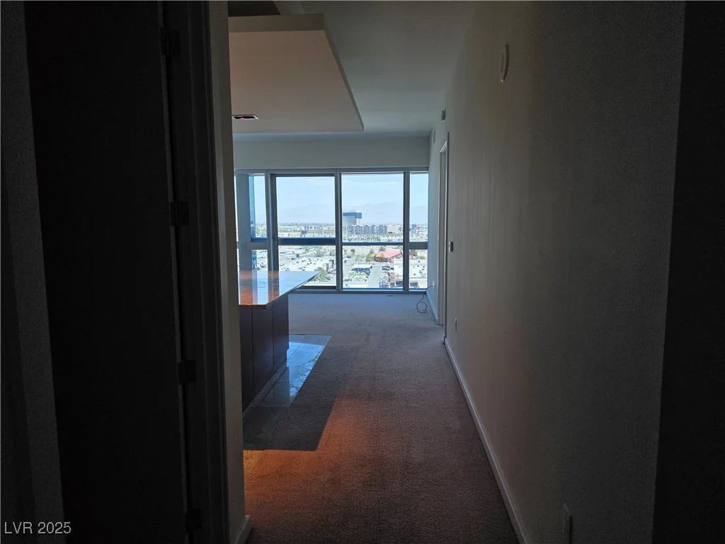 4471 Dean Martin, Las Vegas, NV 89103