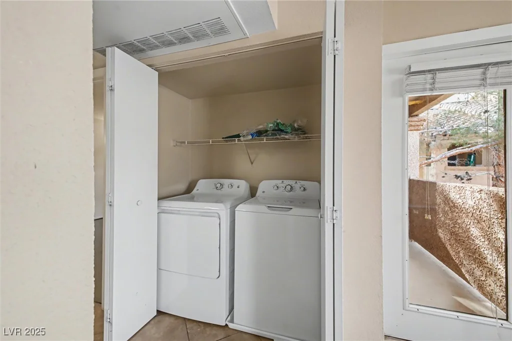 1150 Buffalo, Las Vegas, NV 89128