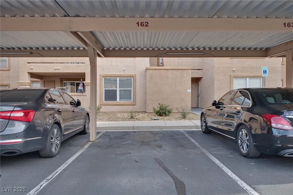 1150 Buffalo, Las Vegas, NV 89128