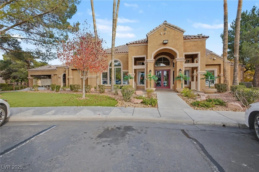 1150 Buffalo, Las Vegas, NV 89128