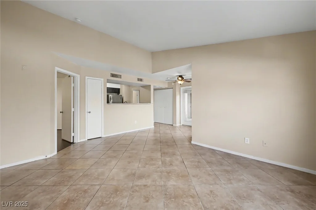 1150 Buffalo, Las Vegas, NV 89128