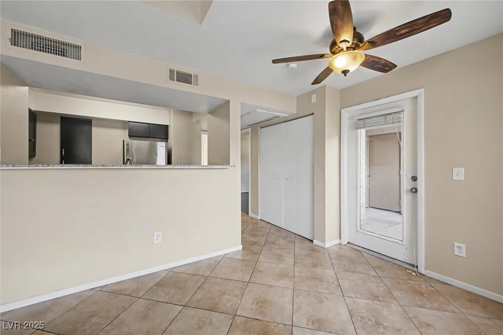 1150 Buffalo, Las Vegas, NV 89128