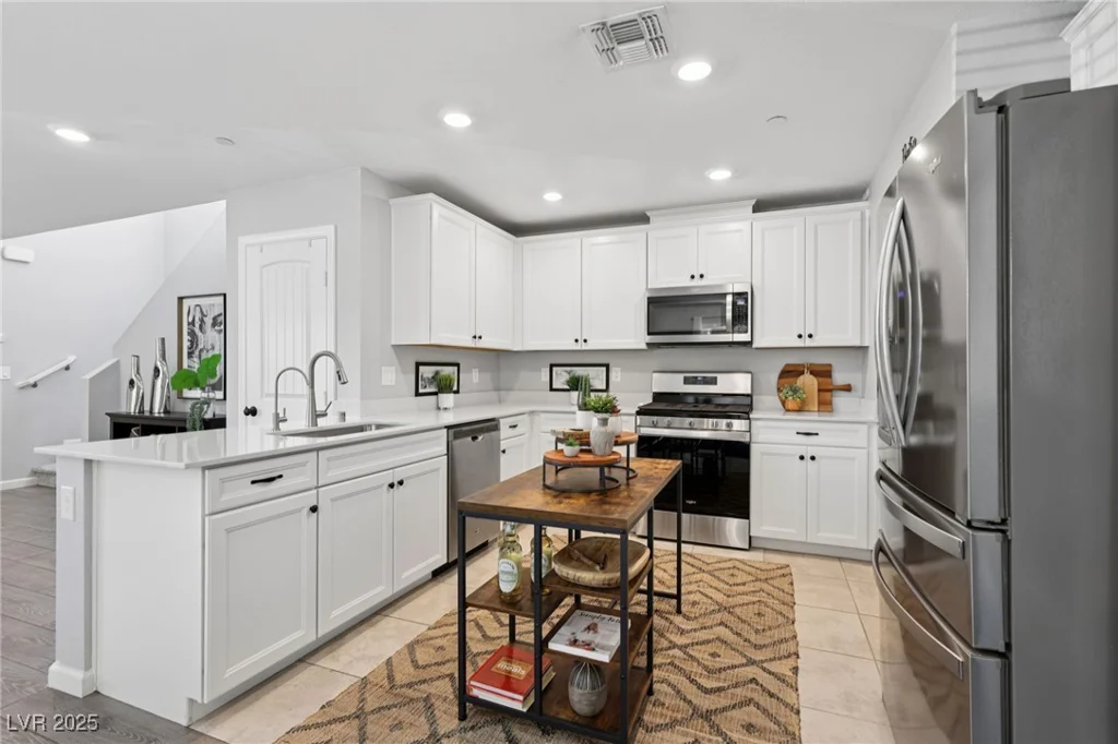 1141 Glistening Acres, North Las Vegas, NV 89086