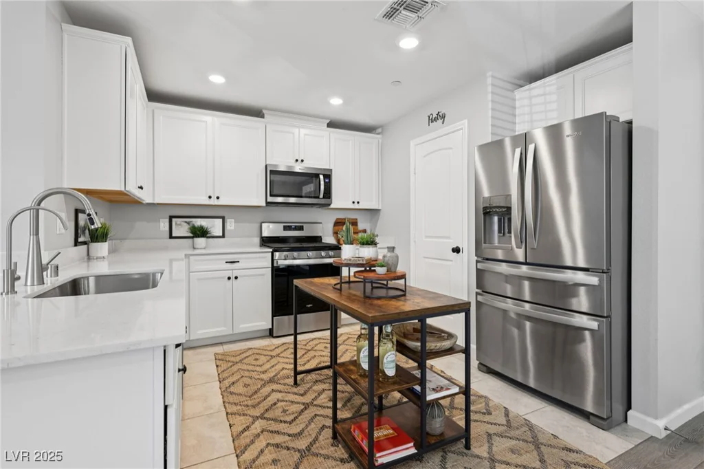 1141 Glistening Acres, North Las Vegas, NV 89086