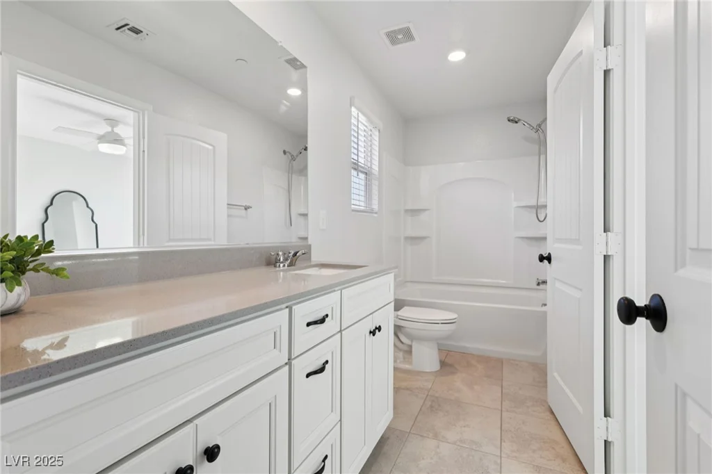 1141 Glistening Acres, North Las Vegas, NV 89086