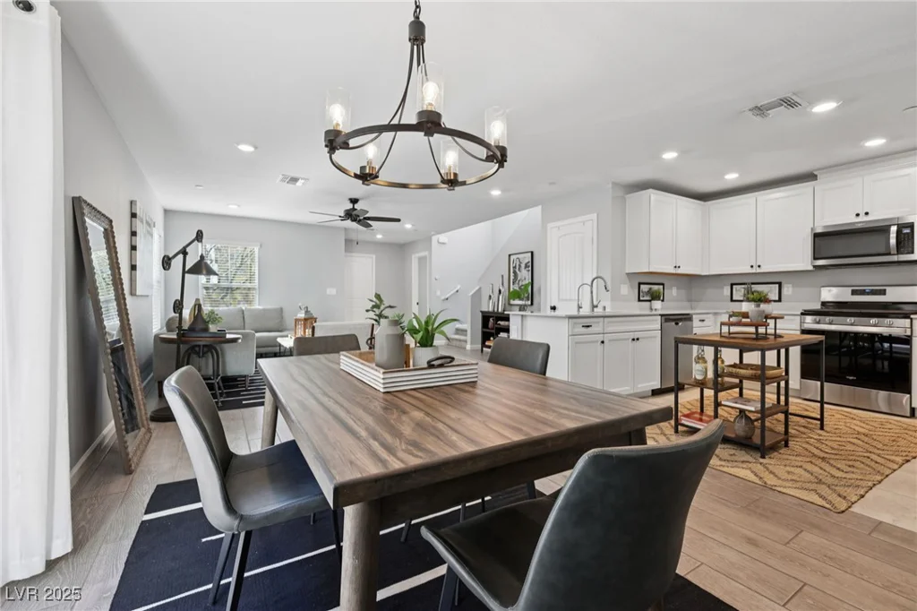 1141 Glistening Acres, North Las Vegas, NV 89086