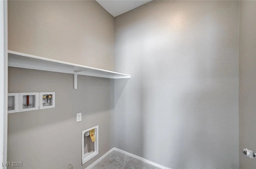 2585 Amazing Meadows, North Las Vegas, NV 89031