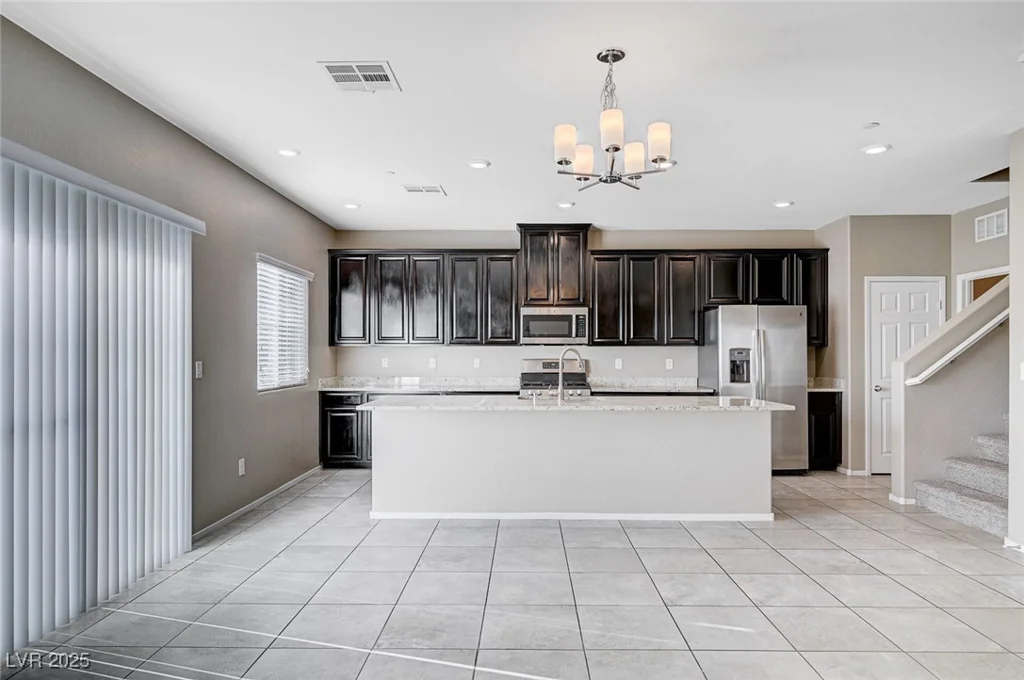 2585 Amazing Meadows, North Las Vegas, NV 89031