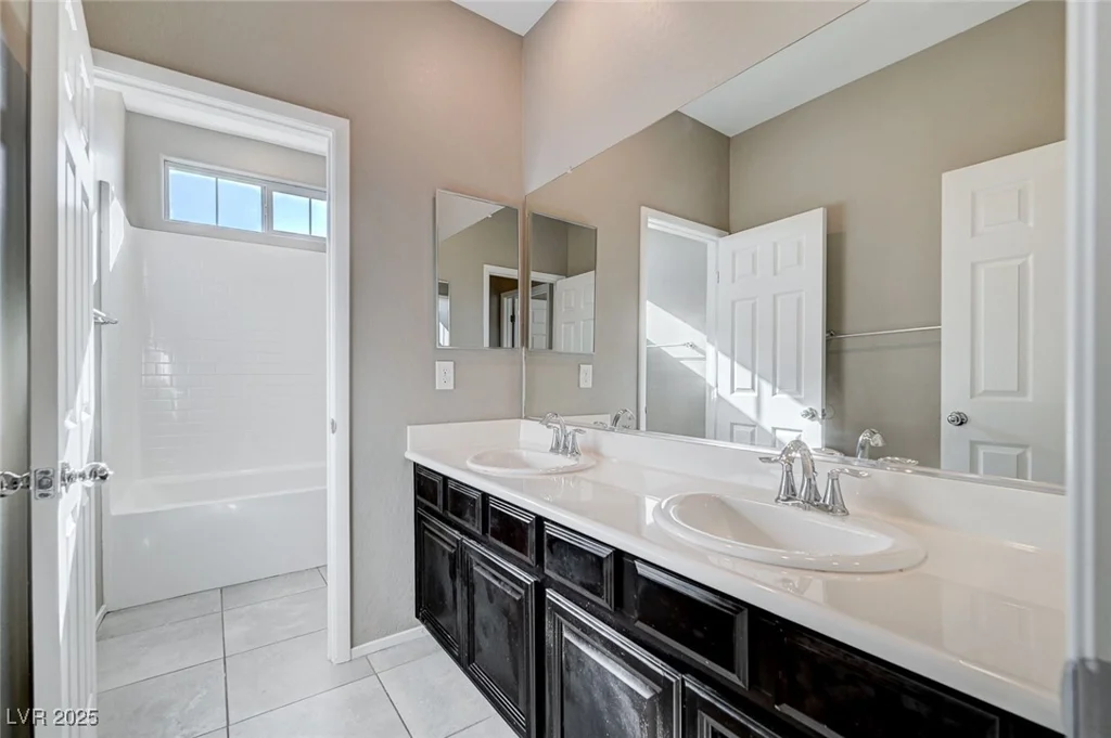 2585 Amazing Meadows, North Las Vegas, NV 89031