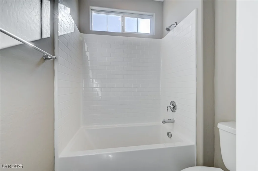 2585 Amazing Meadows, North Las Vegas, NV 89031