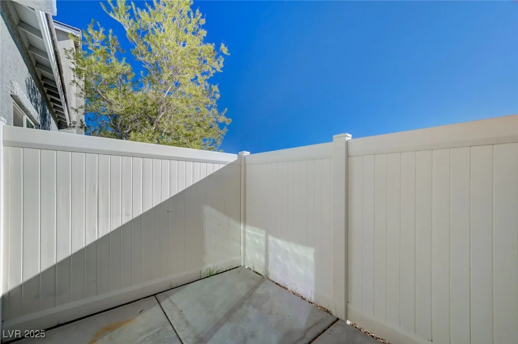 2585 Amazing Meadows, North Las Vegas, NV 89031