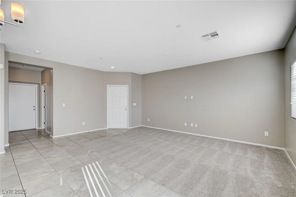 2585 Amazing Meadows, North Las Vegas, NV 89031