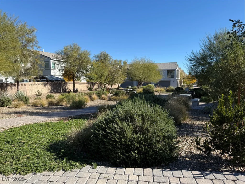 2585 Amazing Meadows, North Las Vegas, NV 89031