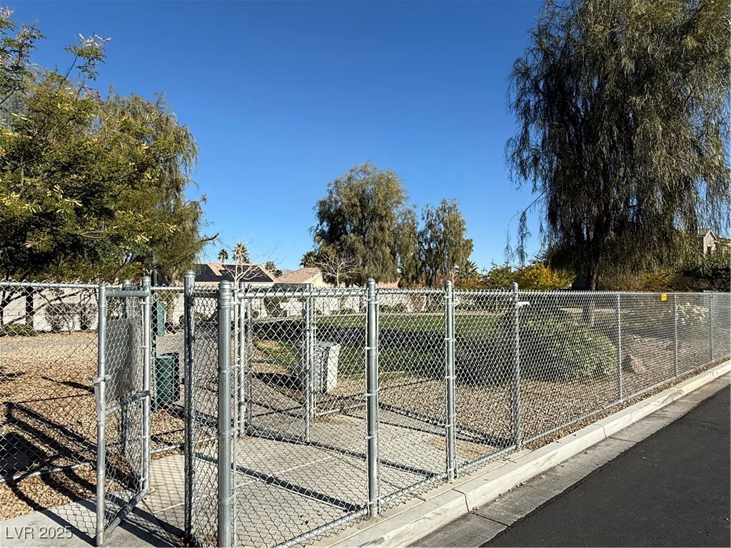 2585 Amazing Meadows, North Las Vegas, NV 89031