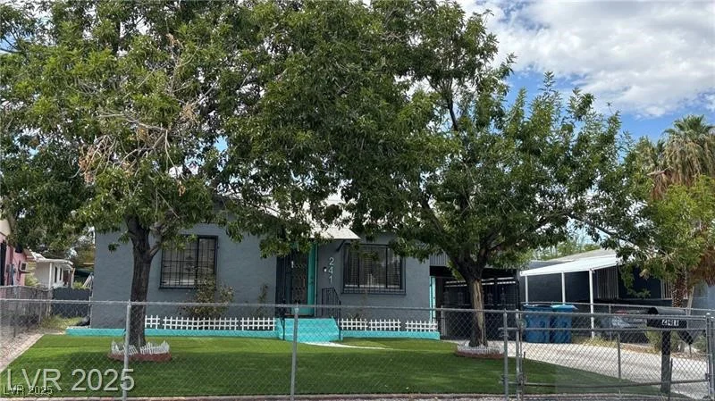 241 19th, Las Vegas, NV 89101