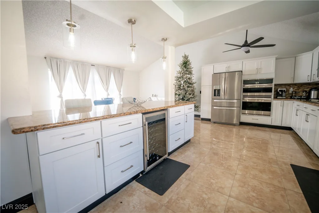 1708 Crest, Las Vegas, NV 89119