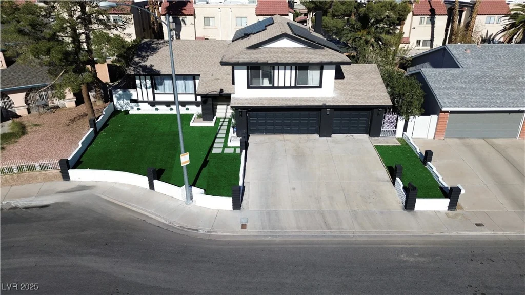 1708 Crest, Las Vegas, NV 89119