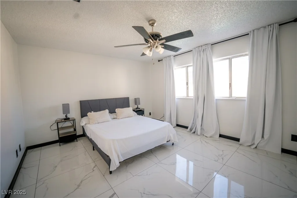 1708 Crest, Las Vegas, NV 89119
