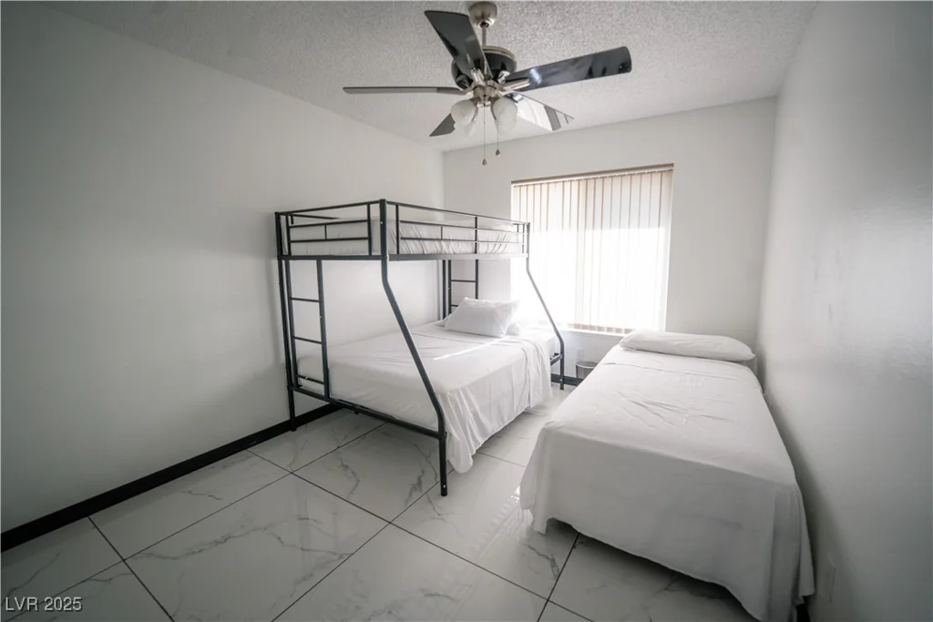 1708 Crest, Las Vegas, NV 89119
