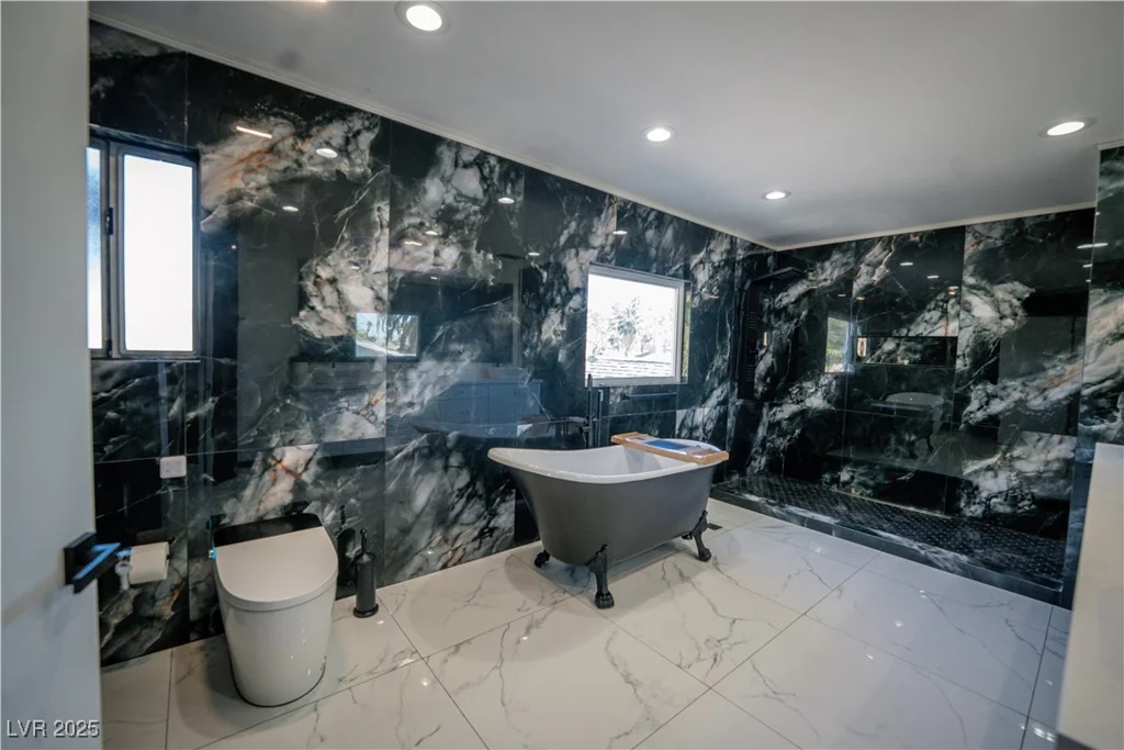 1708 Crest, Las Vegas, NV 89119