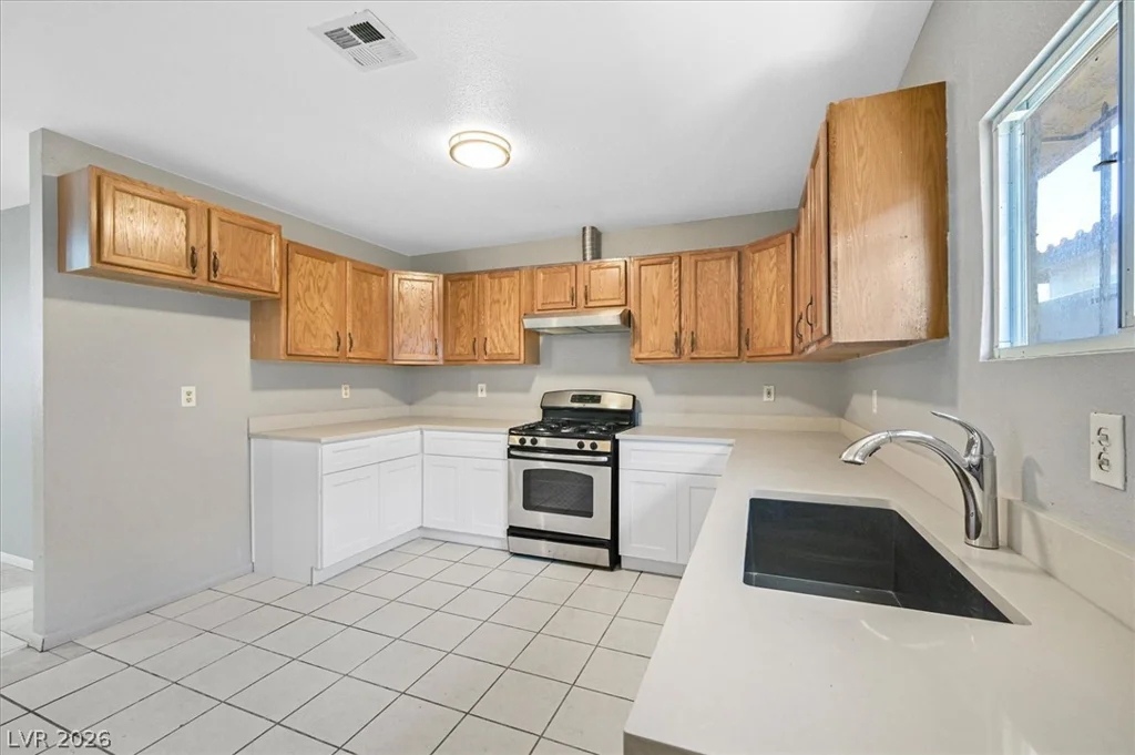 1024 Blankenship, Las Vegas, NV 89106