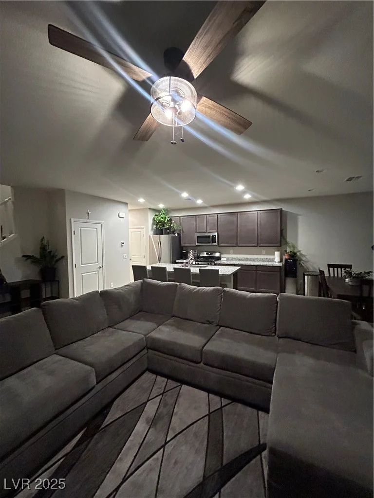 6517 Bella Rock, Las Vegas, NV 89141