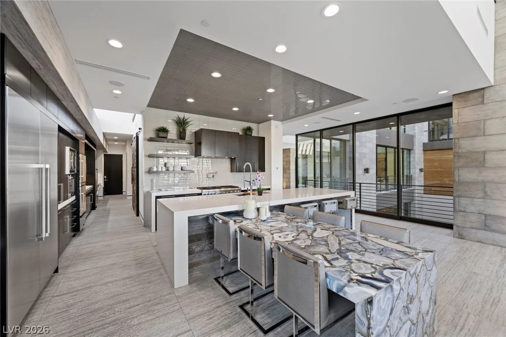 4 Soaring Bird, Las Vegas, NV 89135