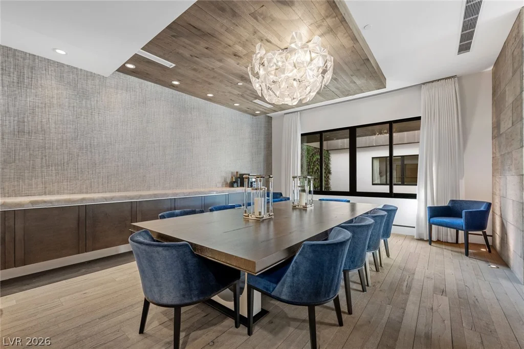 4 Soaring Bird, Las Vegas, NV 89135
