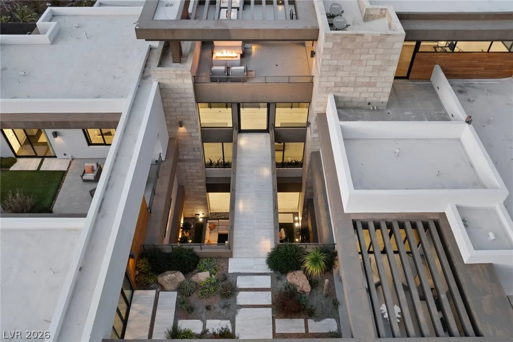 4 Soaring Bird, Las Vegas, NV 89135