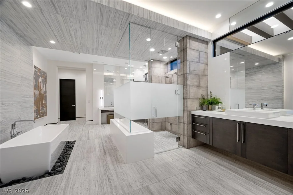 4 Soaring Bird, Las Vegas, NV 89135