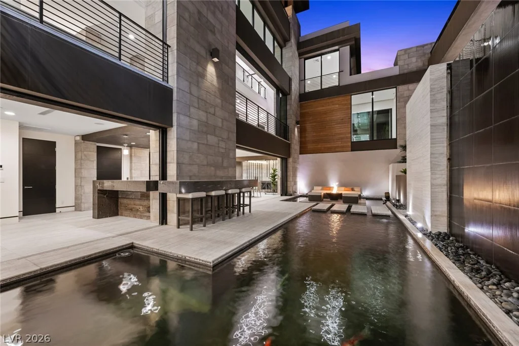 4 Soaring Bird, Las Vegas, NV 89135