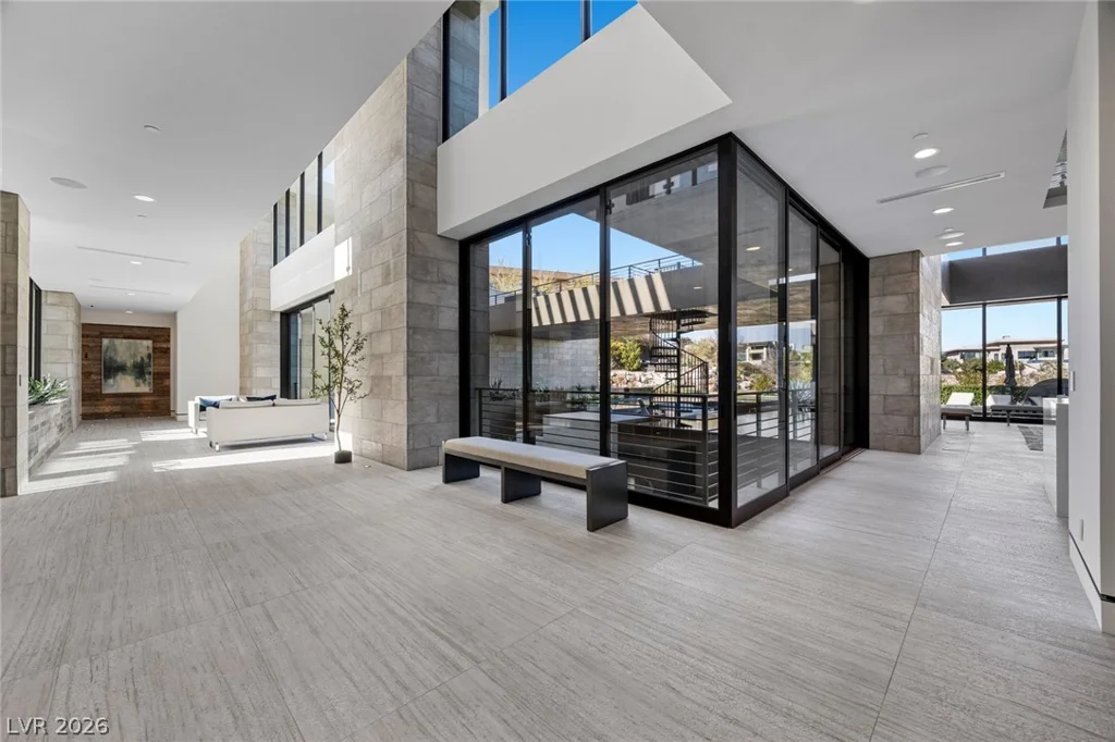 4 Soaring Bird, Las Vegas, NV 89135