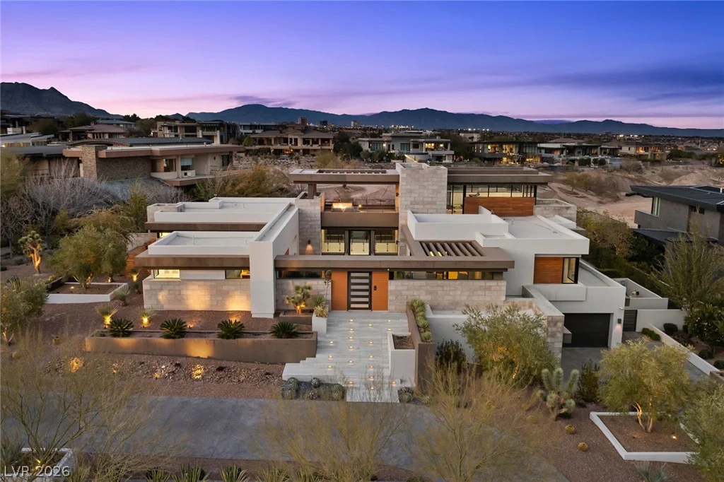 4 Soaring Bird, Las Vegas, NV 89135