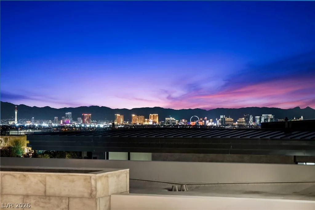 4 Soaring Bird, Las Vegas, NV 89135