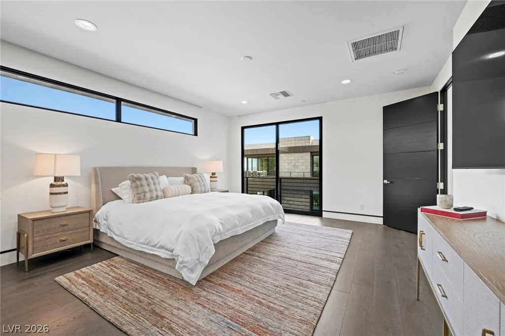 4 Soaring Bird, Las Vegas, NV 89135