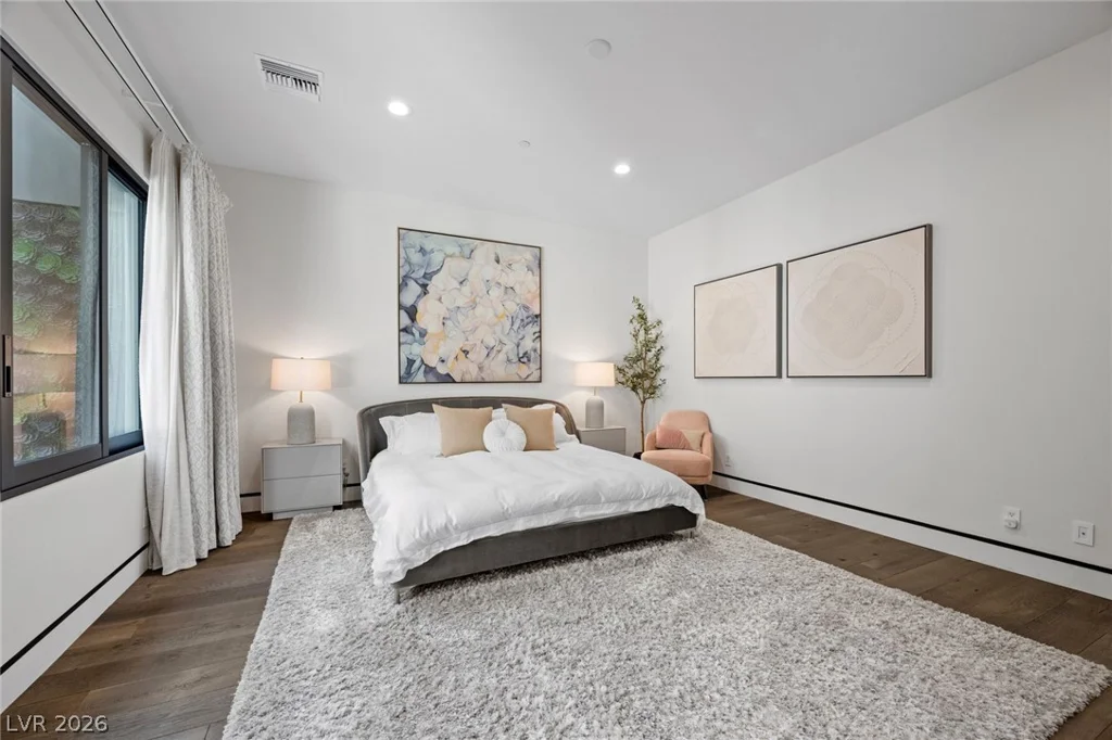 4 Soaring Bird, Las Vegas, NV 89135
