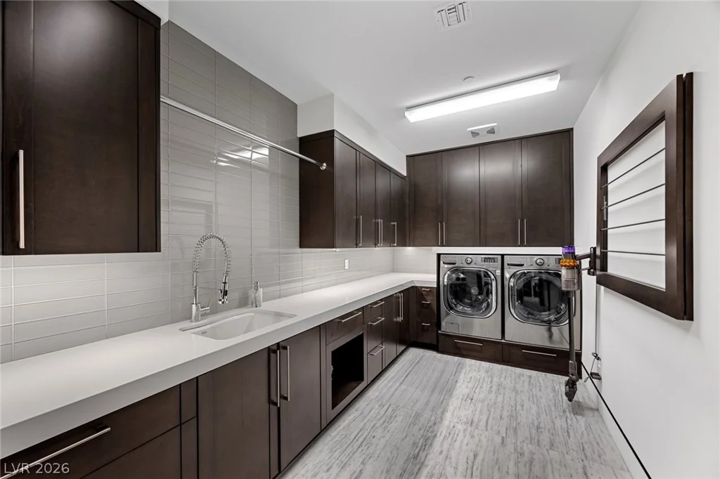 4 Soaring Bird, Las Vegas, NV 89135