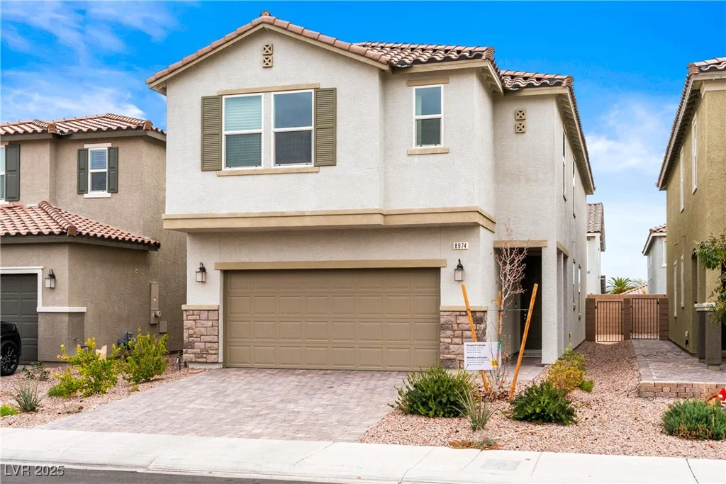 8974 Lucky Crest, Las Vegas, NV 89113