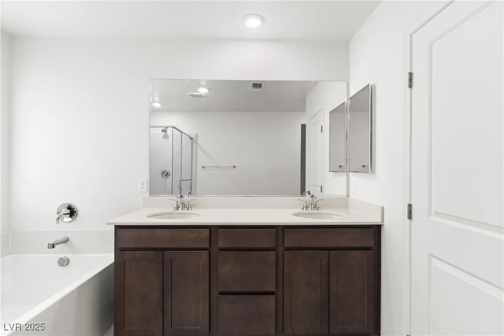 8974 Lucky Crest, Las Vegas, NV 89113