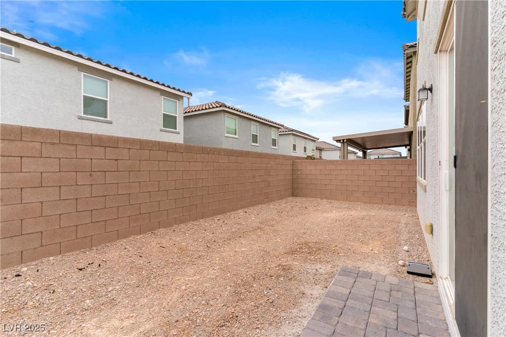 8974 Lucky Crest, Las Vegas, NV 89113
