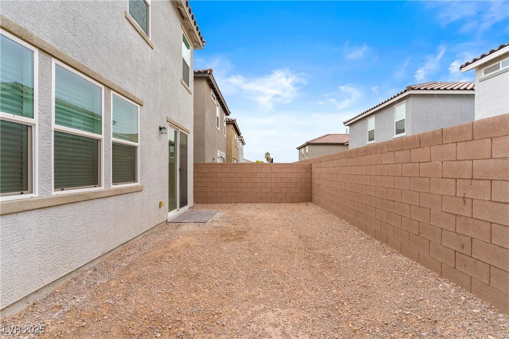8974 Lucky Crest, Las Vegas, NV 89113