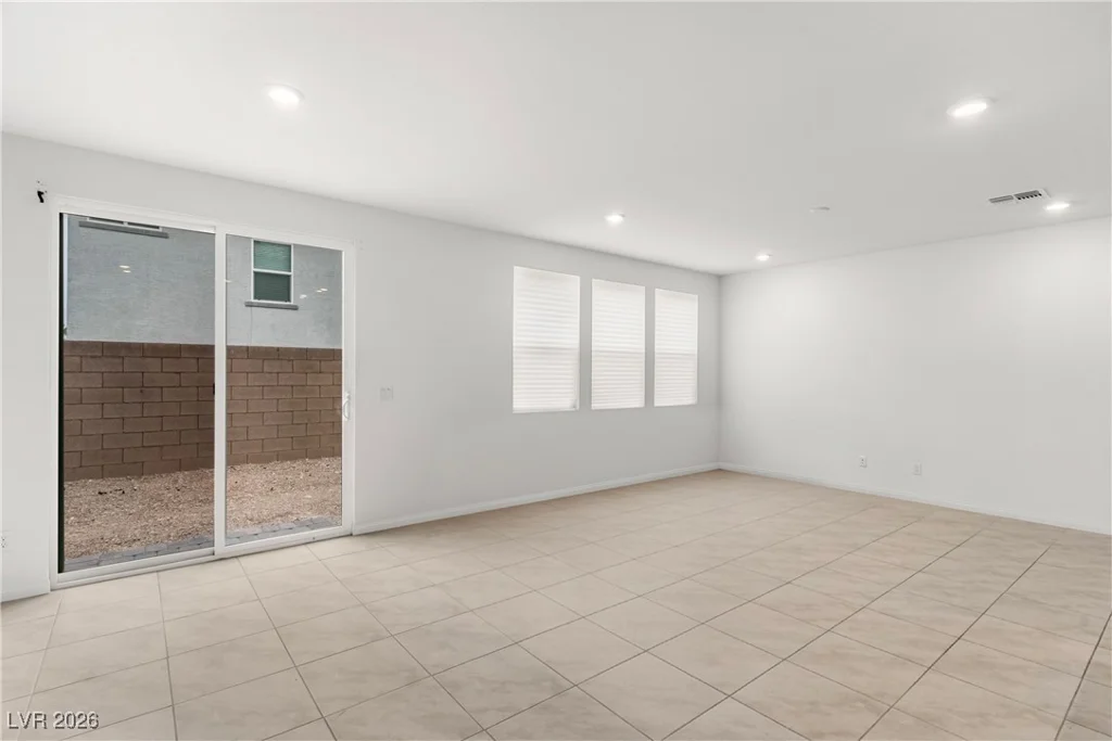 8974 Lucky Crest, Las Vegas, NV 89113