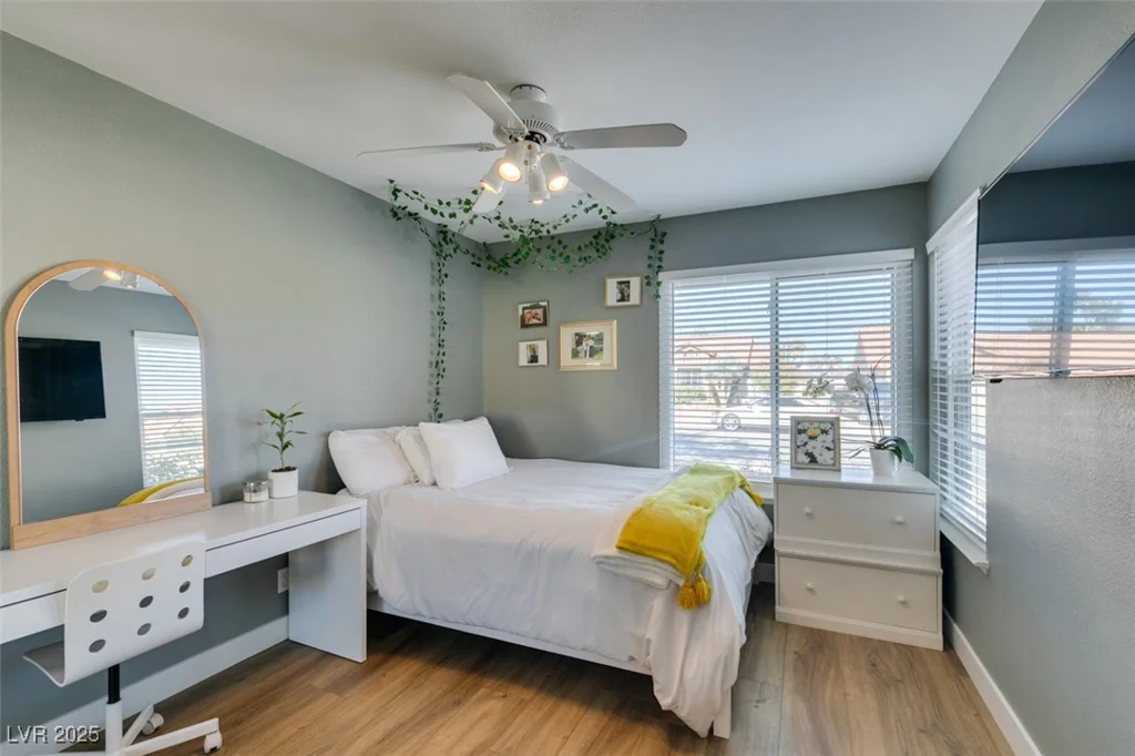 1233 Little Sidnee, Las Vegas, NV 89123