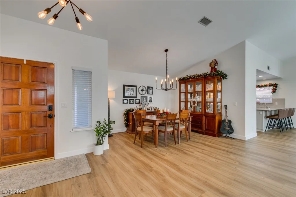 1233 Little Sidnee, Las Vegas, NV 89123