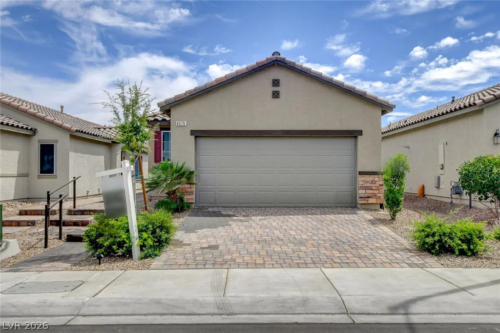 6579 Secret Grove, Las Vegas, NV 89130