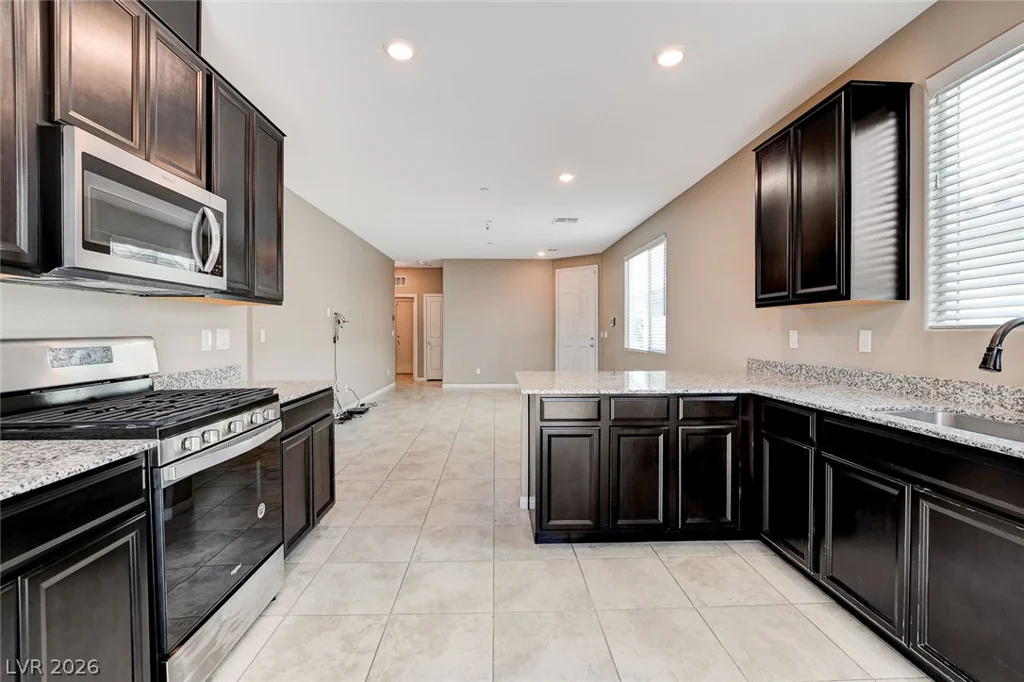 6579 Secret Grove, Las Vegas, NV 89130